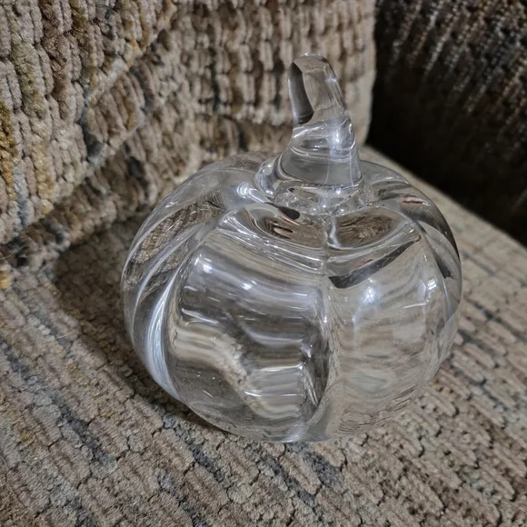 Tiffany & Co Crystal Pumpkin Paperweight  Signed 3.75" Clean Fall Halloween Deco - Picture 2 of 7